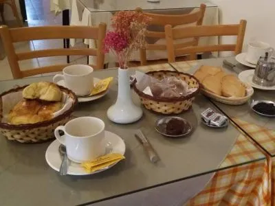 Hoteles 1 estrella Los Cerrillos