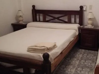 Hoteles 1 estrella Los Cerrillos