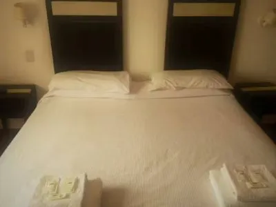 Hotels Hotel de Las Nubes