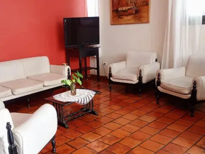 Hoteles Hotel Asembal