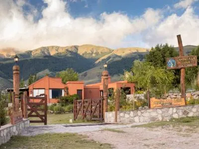 Cabañas Camino a la Luna Casas y Cabañas