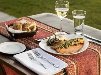 Villa Mansa Restaurants  in  Mendoza