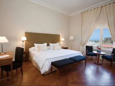 Hoteles 5 estrellas NH Gran Hotel Provincial