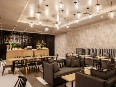 4-star Hotels Le B Club & Terrace