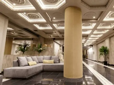 4-star Hotels Le B Club & Terrace