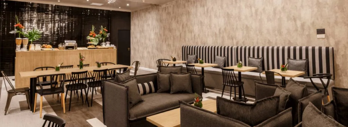 4-star Hotels Le B Club & Terrace