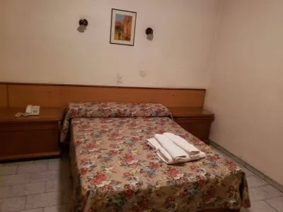 2-star Hotels América 