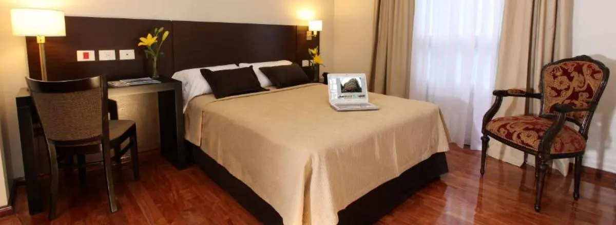 3-star Hotels Europlaza Hotel & Suites