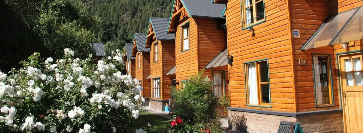 2-star Cabins Catalanas