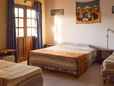 Hostales Amancay - Hostal
