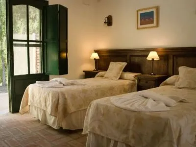 Finca La Media Luna Hotels  in  San Agustin de Valle Fértil