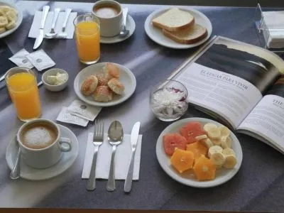 Hoteles 3 estrellas Dazzler Recoleta