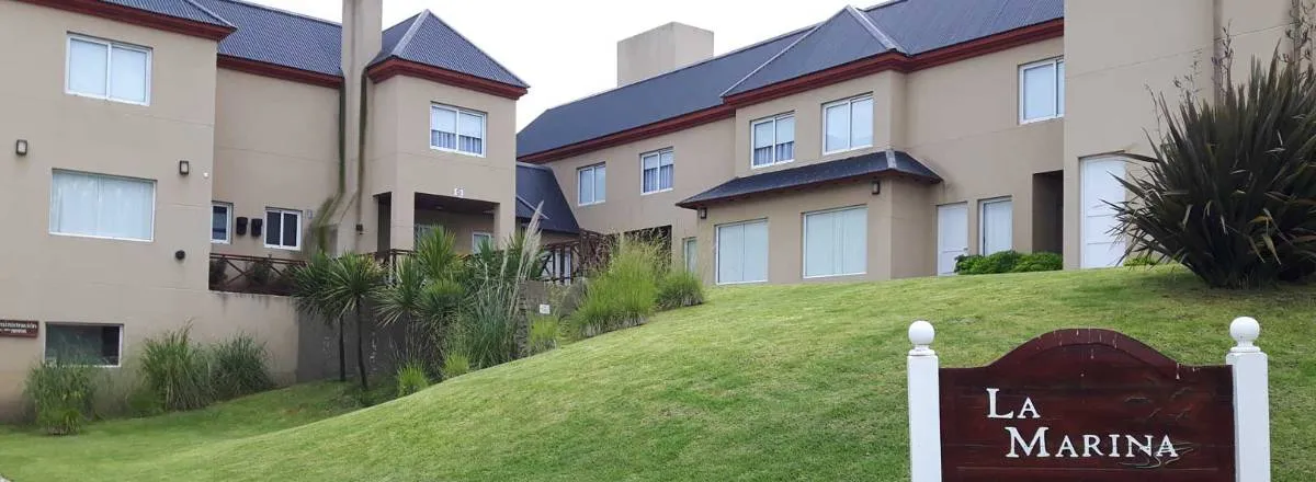 Apart Hotels La Marina