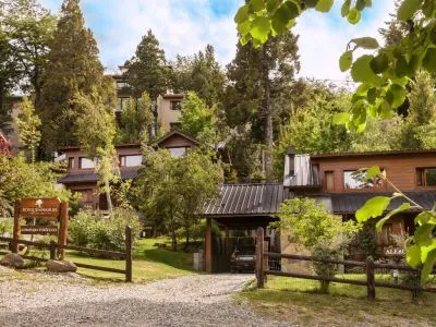 Bosque del Nahuel Cabañas 3 estrellas  en  Bariloche