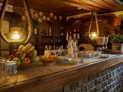 Hosterías 3 estrellas La Posta del Cazador