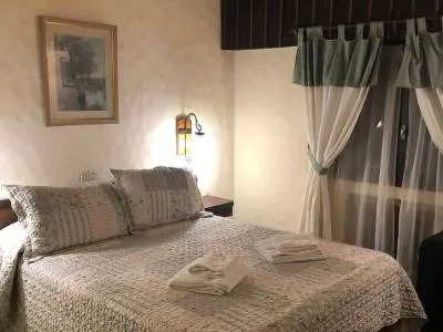 Hosterías 3 estrellas La Posta del Cazador