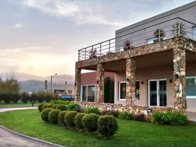 Hotel Altos de Tandil Hoteles 4 estrellas  en  Tandil