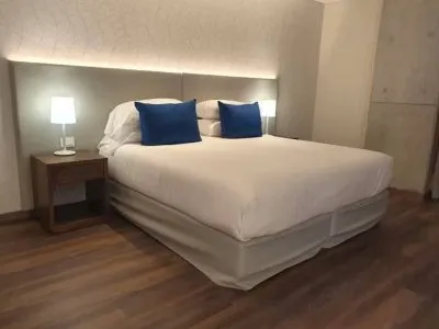 Hoteles 5 estrellas Del Bono Central