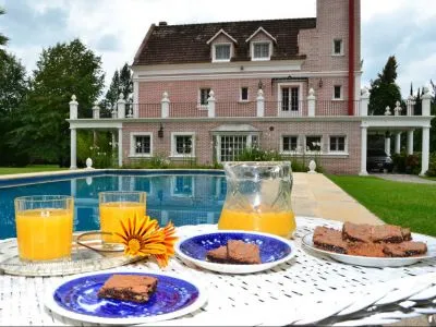 Eaton Place Boutique Hotels  in  Salta