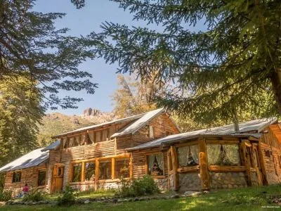 Refugio Pablo Seeger Hostels  in  Villa Traful