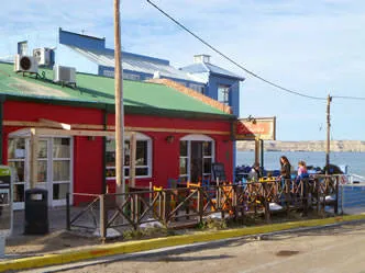 Towanda Coffee Store Restobar  in  Puerto Pirámides