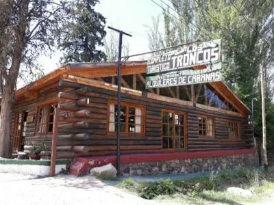 Los Troncos Cabañas  en  Potrerillos