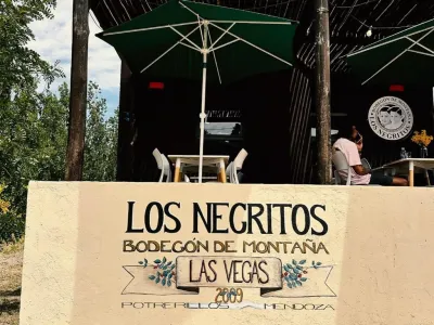 Restaurants Los Negritos Bodegón de montaña