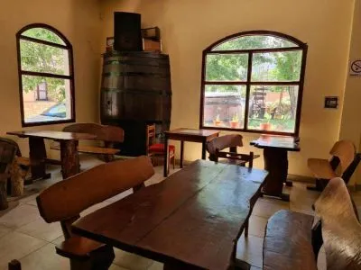 Hostales Los Toneles