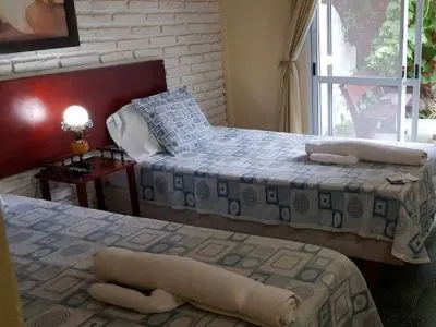 Hostales Los Toneles