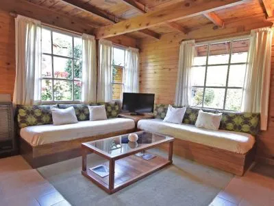 Cabañas 2 estrellas Cabañas Nonthue by Visionnaire