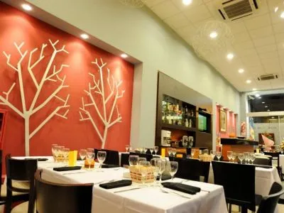 3-star Hotels Hotel Osam