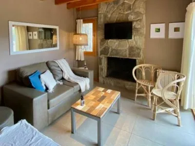 Apart Hoteles 3 estrellas Serena Casas de Montaña