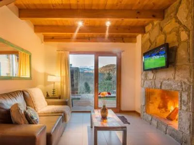 Apart Hoteles 3 estrellas Serena Casas de Montaña