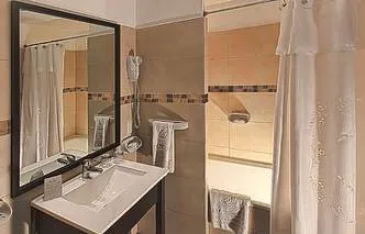 3-star Hotels Pioneros