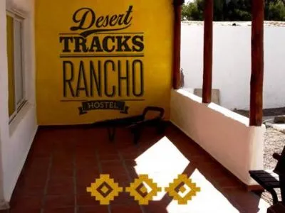 Albergues/Hostels Desert Tracks