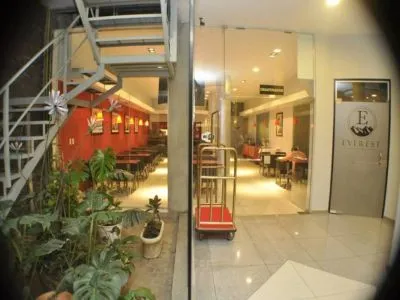 2-star Hotels Everest