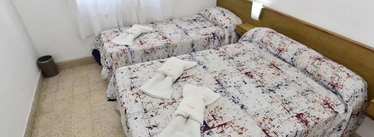 Hoteles 1 estrella Ameghino