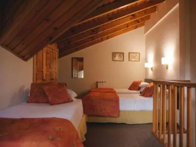 Hosterías 3 estrellas Las Lengas by Visionnaire