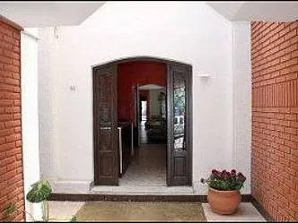 Albergues/Hostels La Paskana Hostal