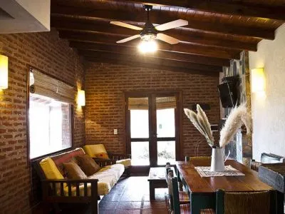 1-star Cabins Refugio en las Sierras