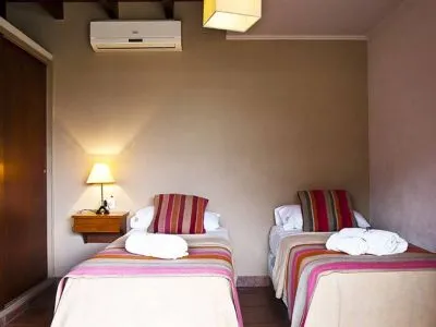 1-star Cabins Refugio en las Sierras