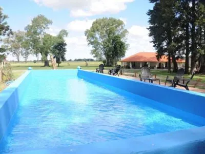 Viejo Pangaré Cabins  in  Buenos Aires
