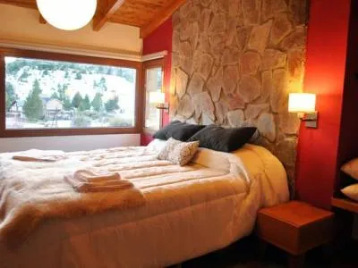 Kurtem Lodge Alojamientos en el Cerro Catedral   en  Bariloche