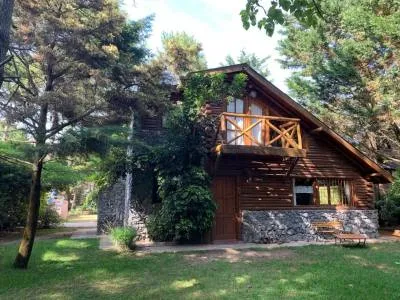 Doña Acacia Cabins Cabins  in  Mar de las Pampas