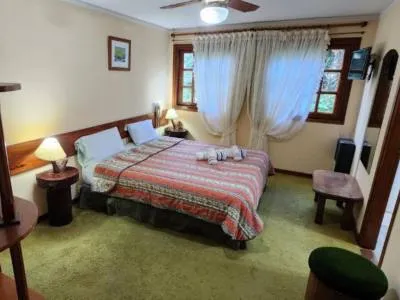 3-star Hotels Helen del Mar