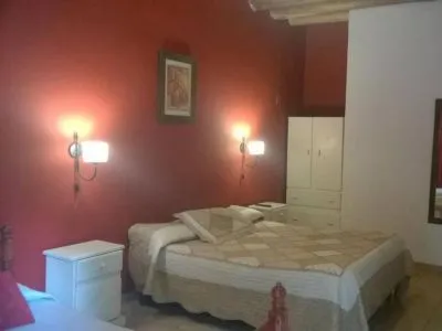 Hostales Chalet de Bassi