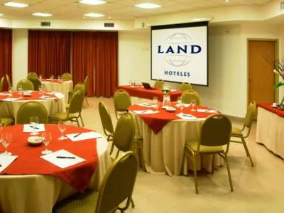 3-star Hotels Land Express