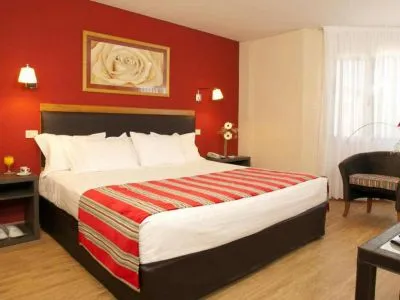 3-star Hotels Land Express