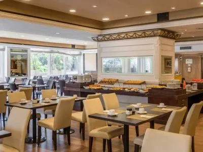 Hoteles 4 estrellas Exe Hotel Colón