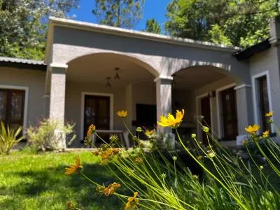Aires de Capilla Vieja Cabins  in  Los Reartes